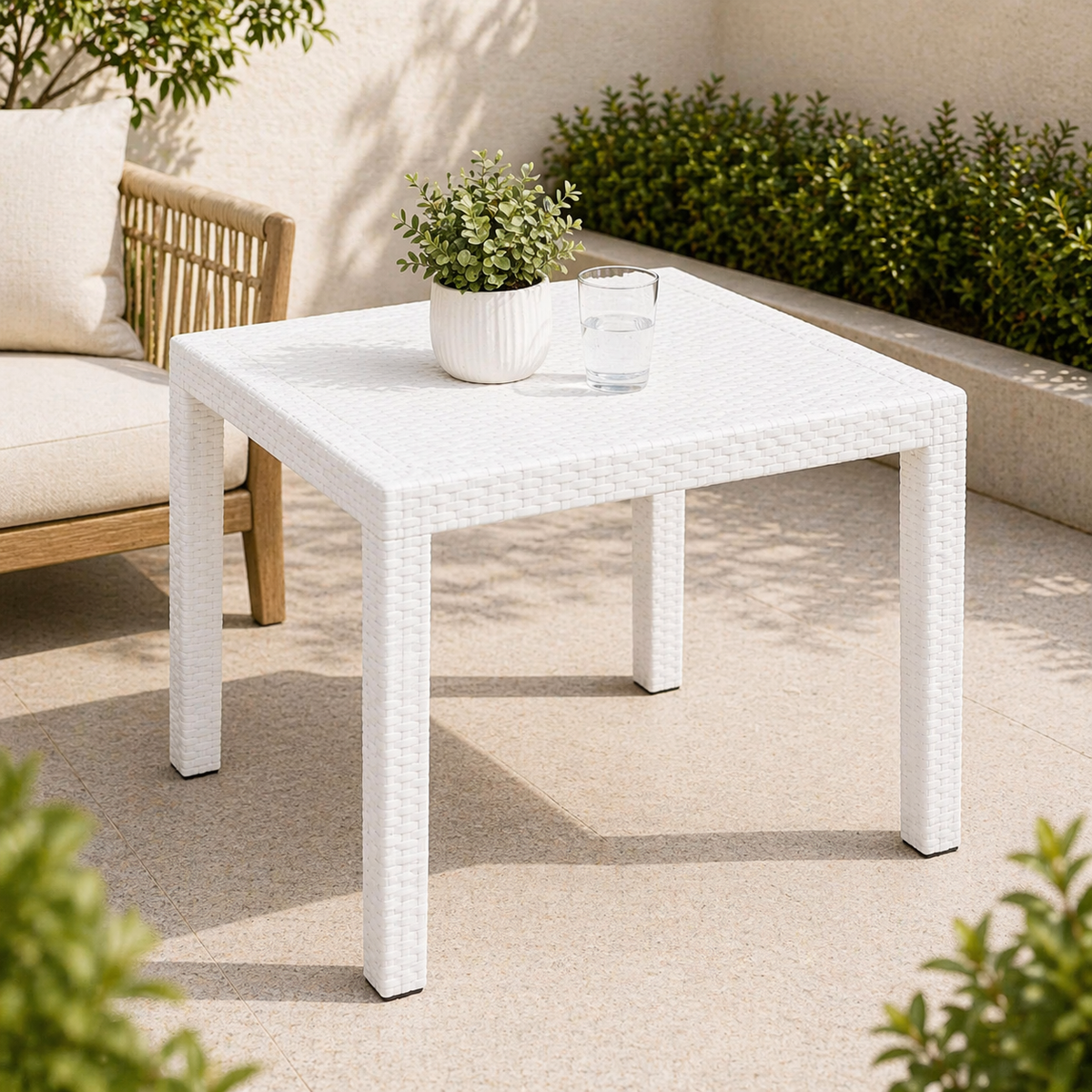 Eden square table
